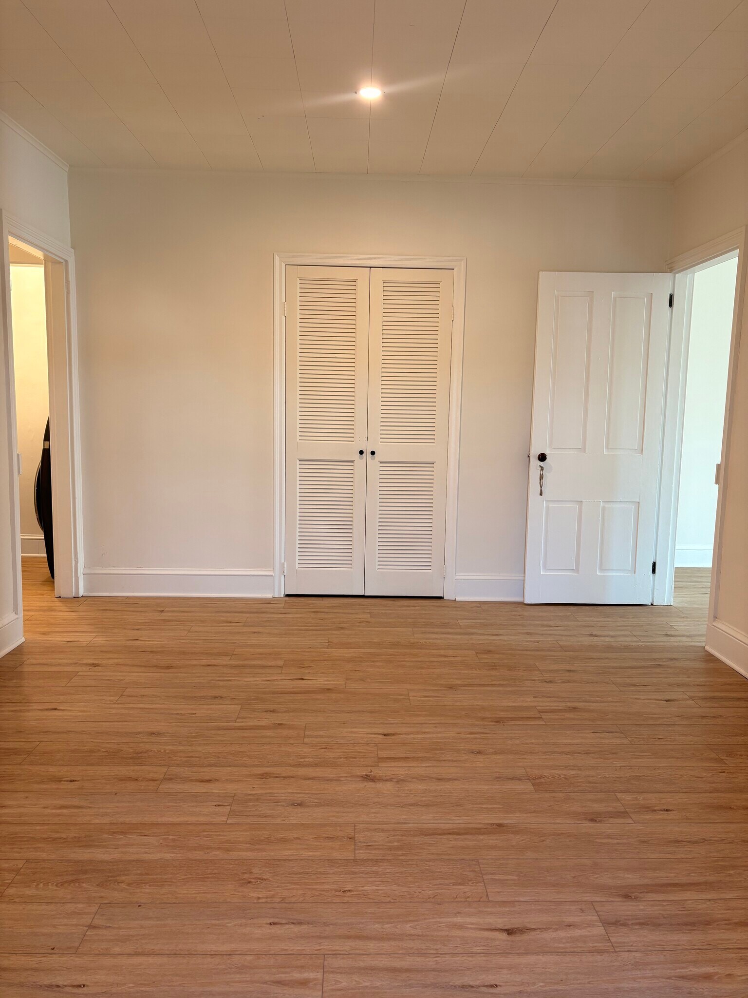 Building Photo - 61 Forest Ave