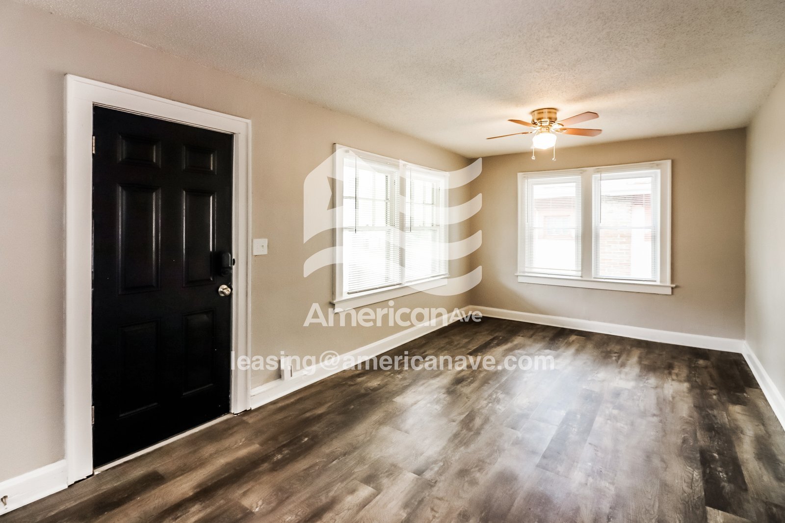 Building Photo - 4432 Flora Ave