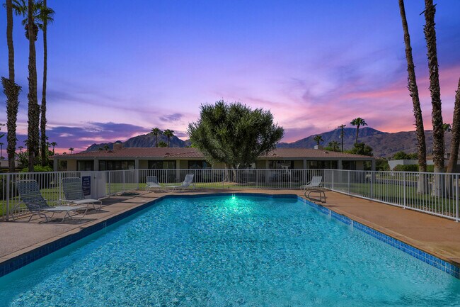 Building Photo - 49845 Lago Dr