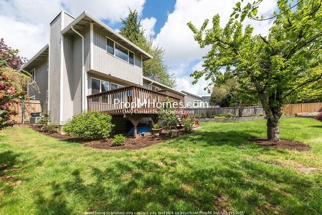Building Photo - 11881 SE Southern Lites Dr