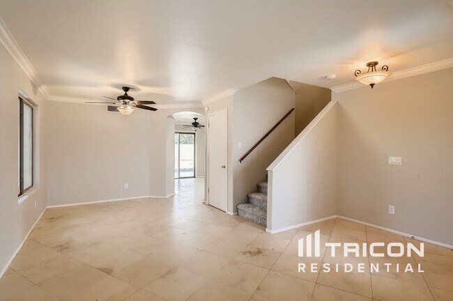 Building Photo - 7713 S 47th Ln