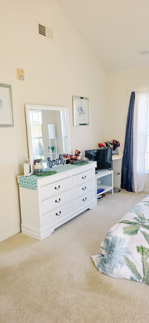 Building Photo - Stunning 2-Bed, 2-Bath Condo in Salisbury