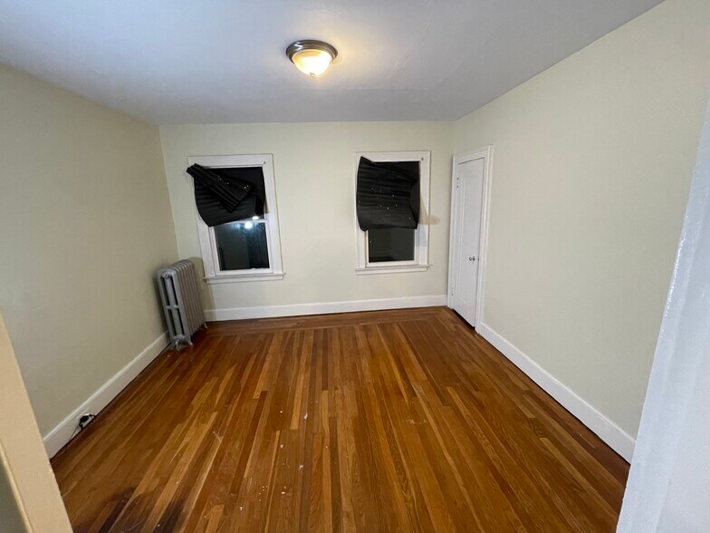 Building Photo - 25 Gorham Ave