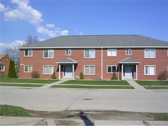 Building Photo - 3200 Niagara St