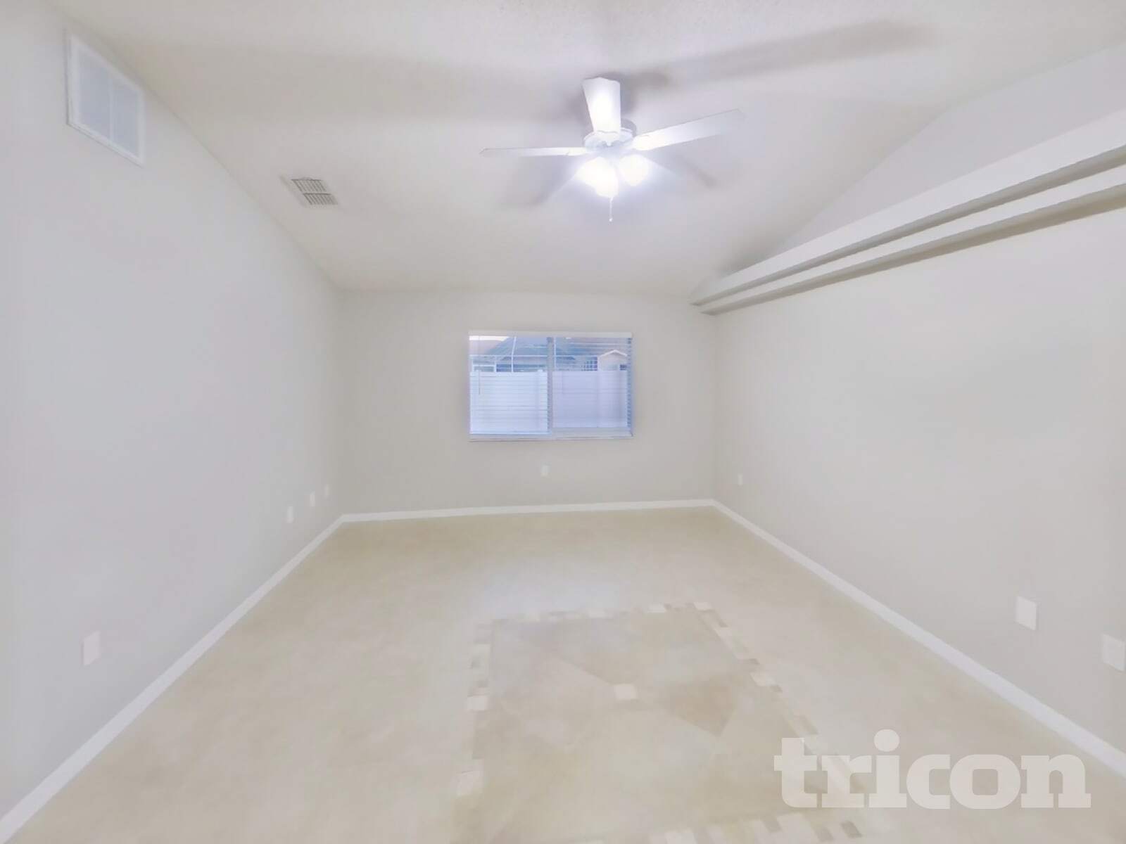 Building Photo - 8421 Bay Dr