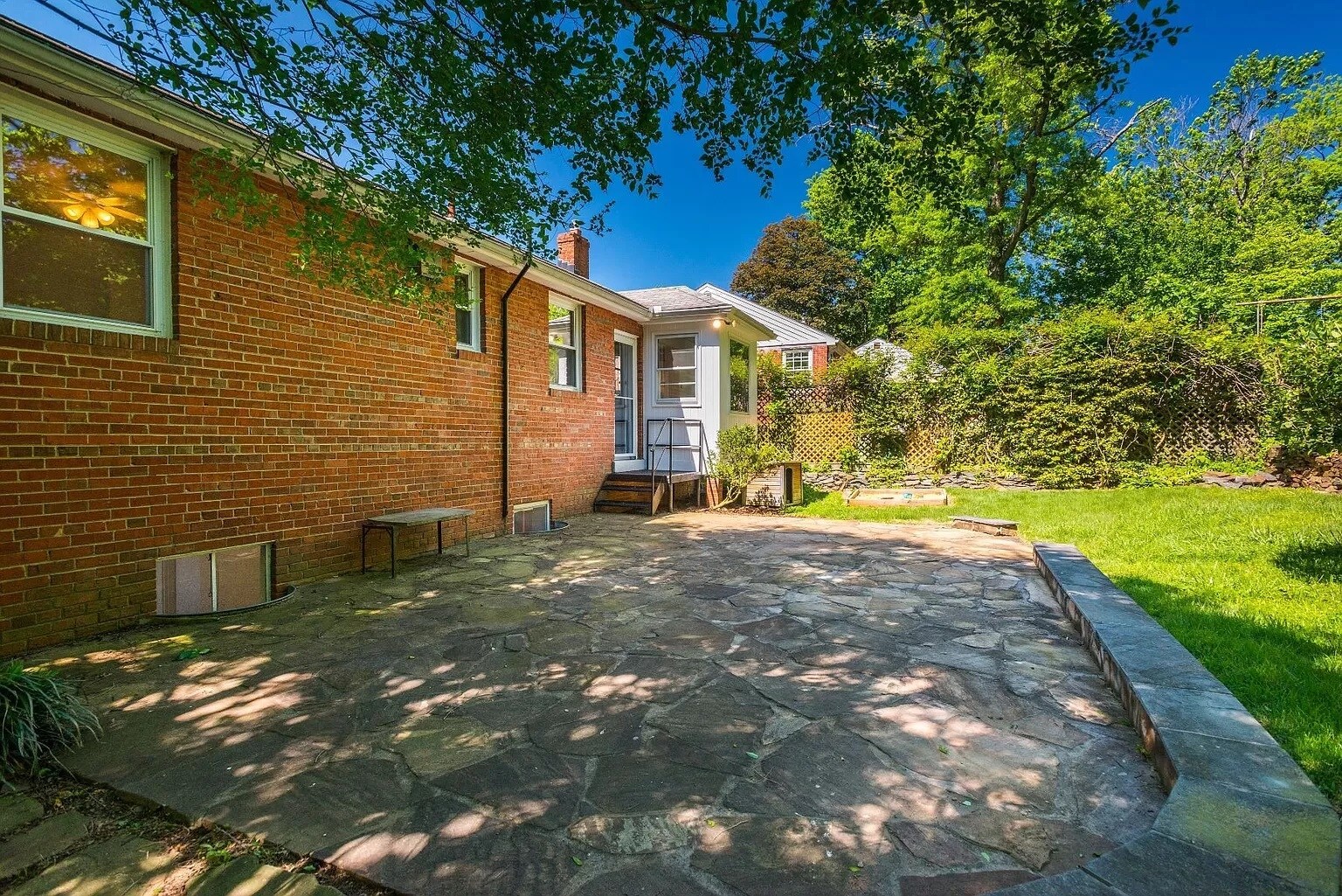 Building Photo - 3317 Glenway Dr