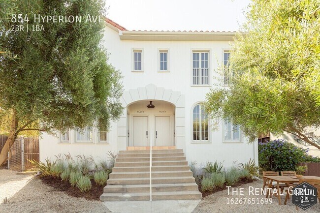 Building Photo - 854 Hyperion Ave