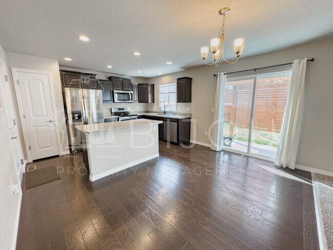 Building Photo - 10881 Aliso Dr