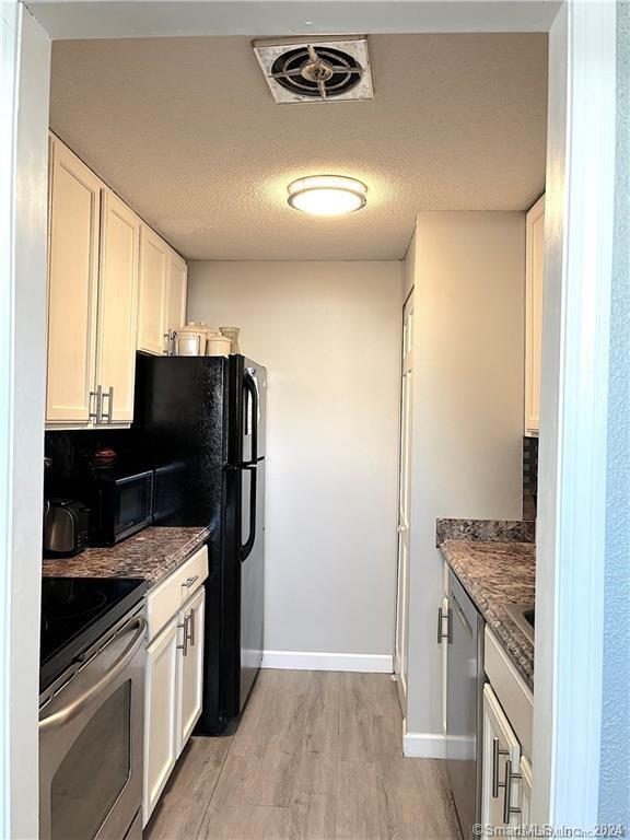 Building Photo - 83 Cinnamon Spring