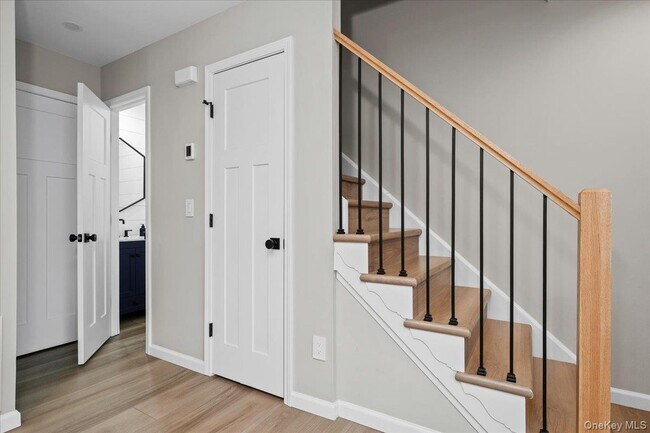 Building Photo - 56 The