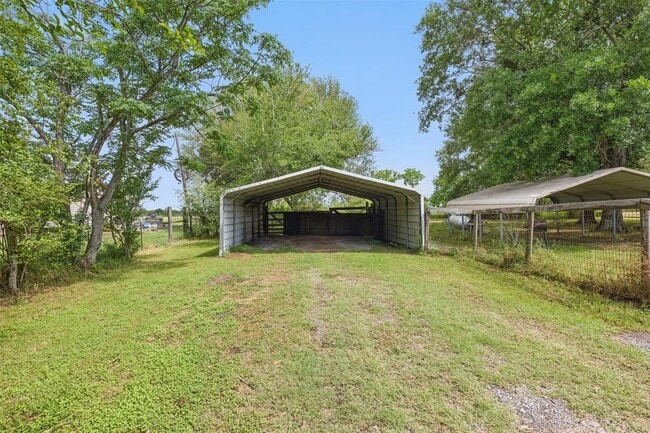 Building Photo - 33008 Val Verde