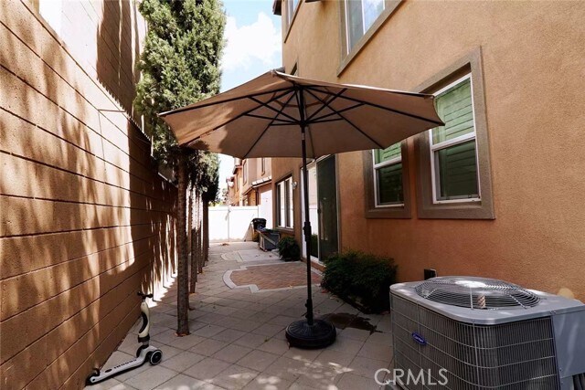 Building Photo - 103 Cambria Ct