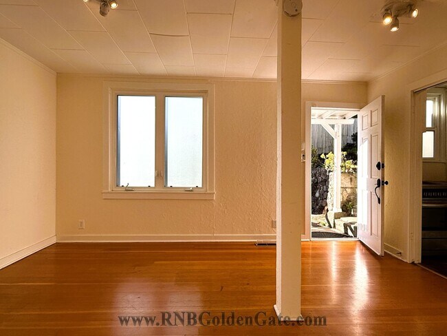 Building Photo - 132 Bella Vista Ave