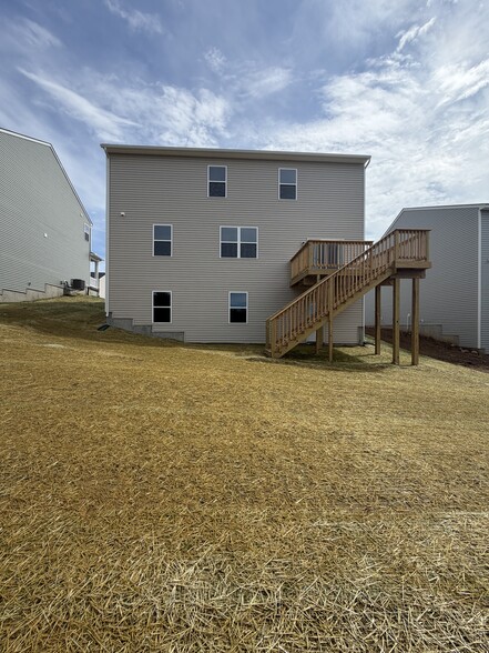 Building Photo - 2135 Aiken Back Ln