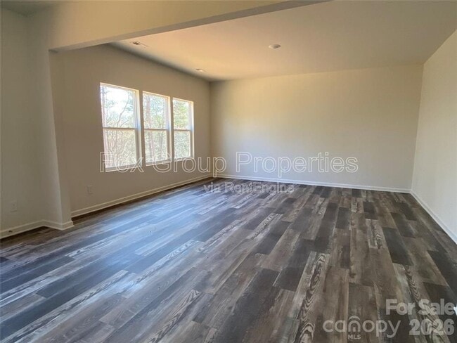 Building Photo - 1662 Nicholas Way