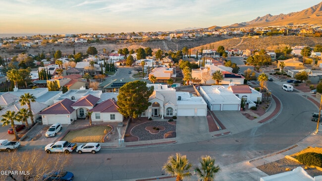 Building Photo - 6205 La Posta Dr