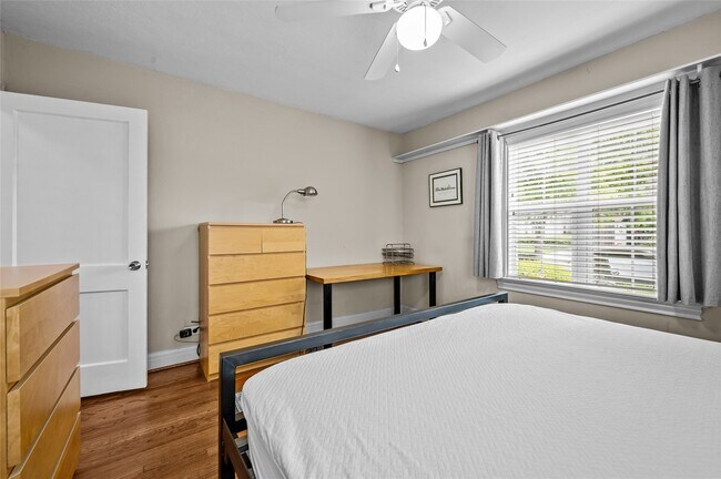 Building Photo - 2311 Addison Rd
