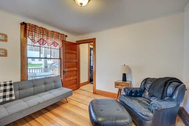 Building Photo - 37 Cranmore Rd