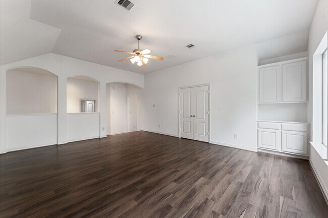 Building Photo - 361 W Tupelo Green Cir