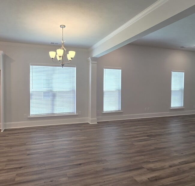 Building Photo - 8509 Bannock Cir