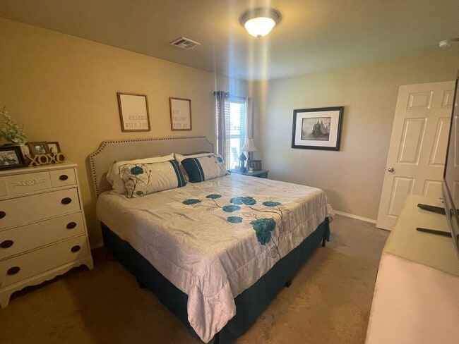 Building Photo - Bixby 3 bed 2 bath in quiet cul-da-sac!