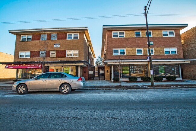 Building Photo - 2045-2047 E 75th St