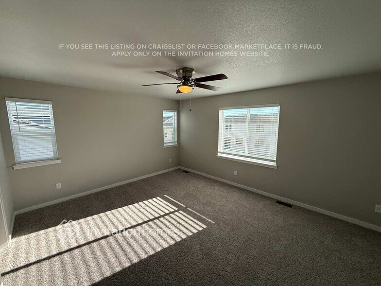 Building Photo - 4410 Trader St