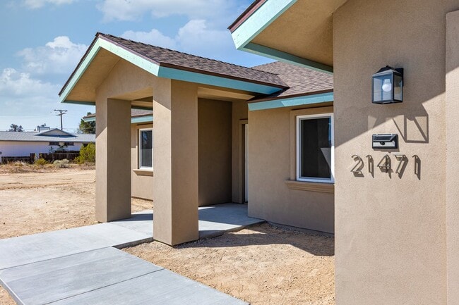 Building Photo - 21471 Reed Pl