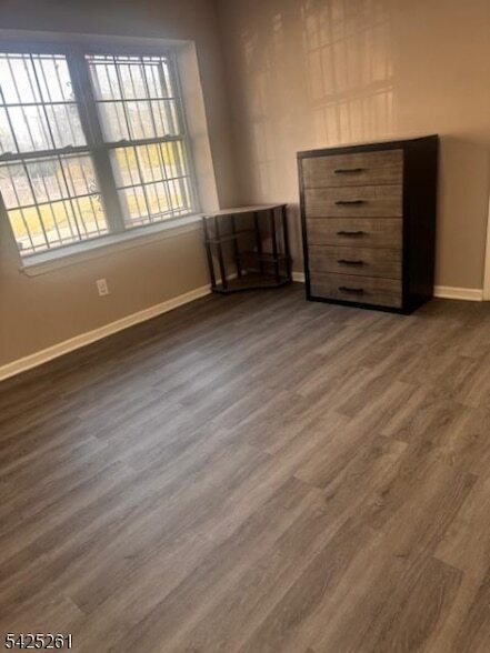 Building Photo - 81-83 Hawthorne Avenue Unit 1