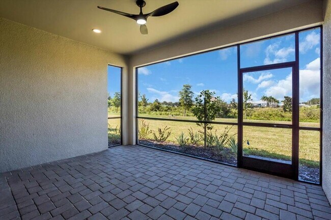 Building Photo - 15159 Sea Salt Wy