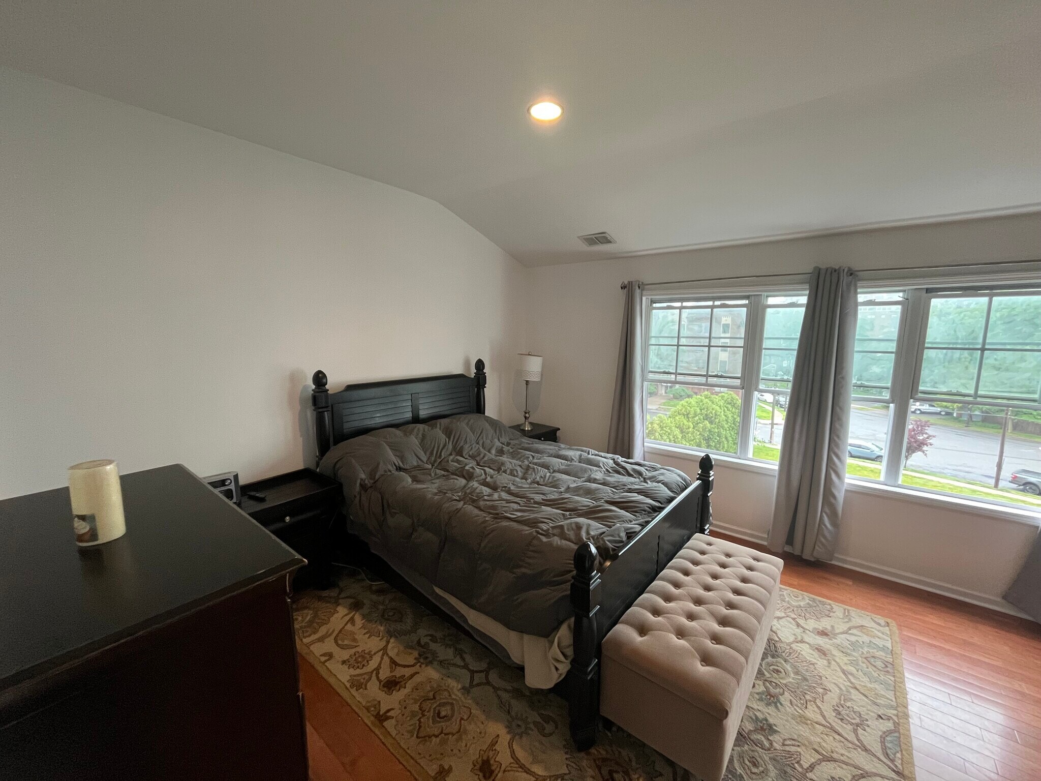 Building Photo - 308 Hamilton Pl