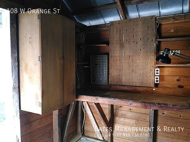 Building Photo - 108 W Orange St