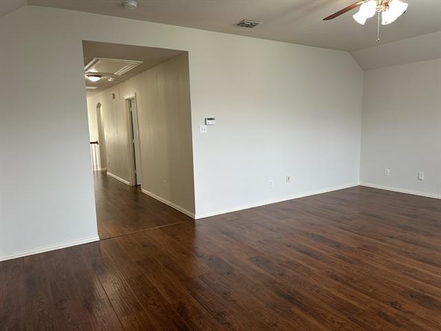 Building Photo - 2820 Cascade Cove Dr