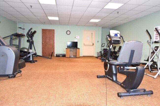Building Photo - 2500 Mystic Valley Pkwy