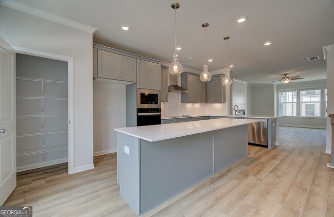 Building Photo - 612 Marimba Pike