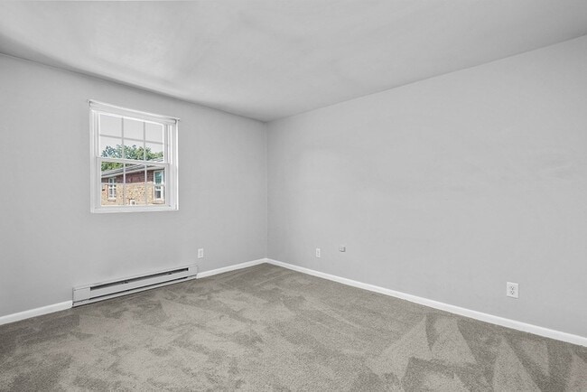 Building Photo - 91 Pleasant St