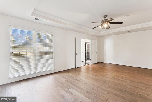 Building Photo - 14551 Crossfield Way