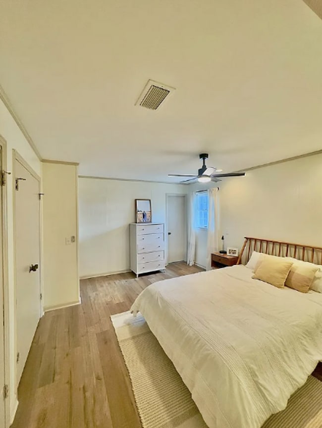 Building Photo - featuring an open layout - rent to own!