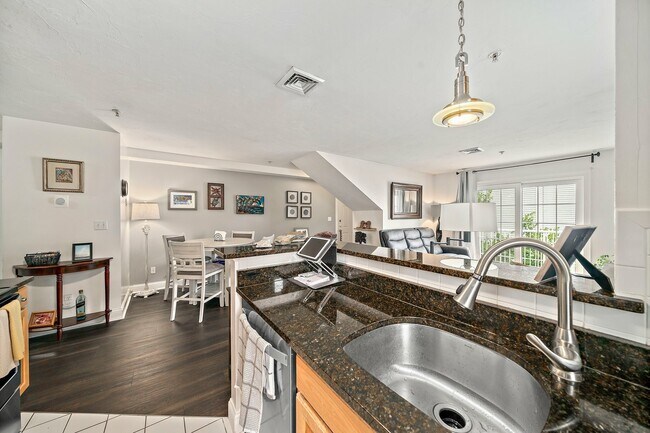 Building Photo - 24 Wall St