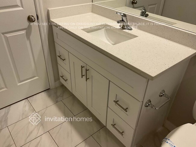 Building Photo - 771 Upland Ave SE