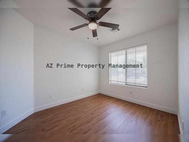 Building Photo - 17432 W Calavar Rd