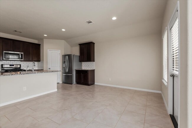 Building Photo - 29627 Juntti Park Ct