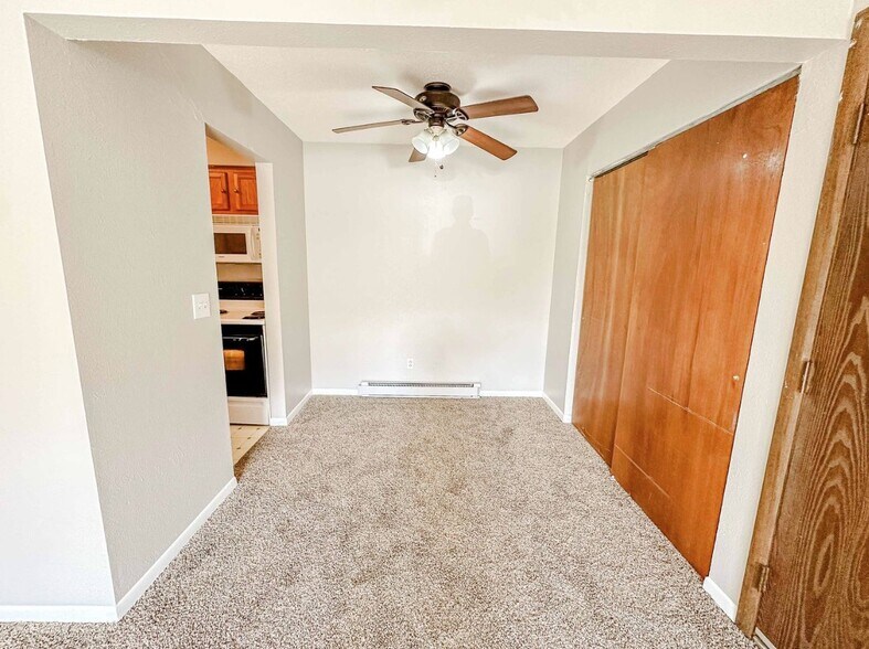 Building Photo - 6730 Hill Ave