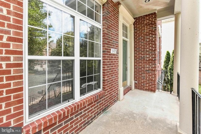 Building Photo - 3105 White Daisy Pl