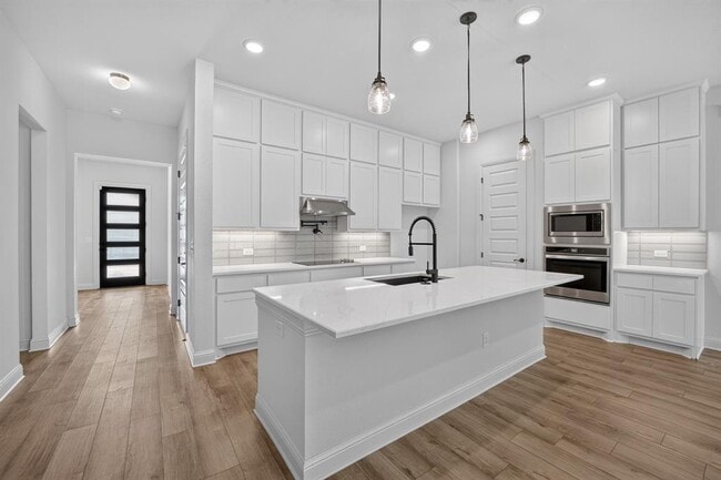 Building Photo - 508 Pinnacle View Dr
