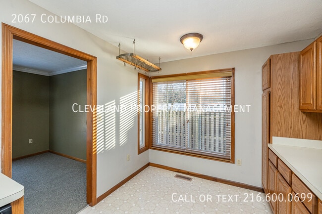 Building Photo - 2067 Columbia Rd