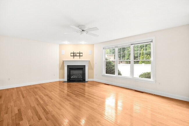 Building Photo - 46 Loring Ave