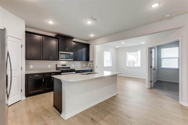 Building Photo - 161 Jackman Dr
