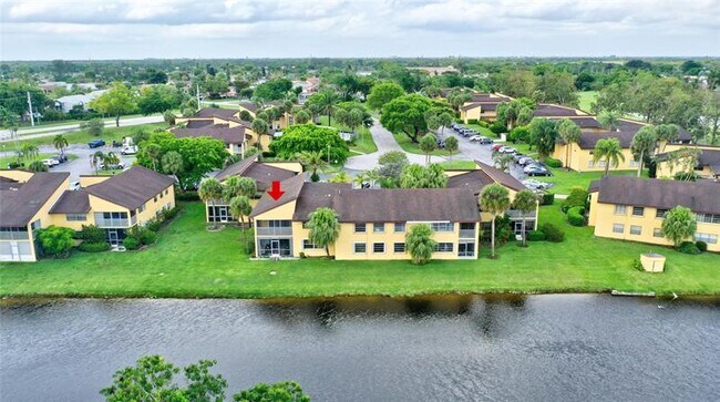 Building Photo - 8760 Azalea Ct