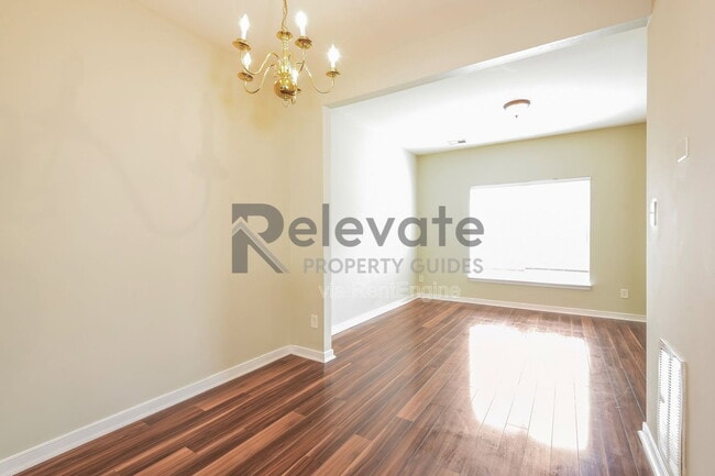 Building Photo - 5504 Springwater Ln